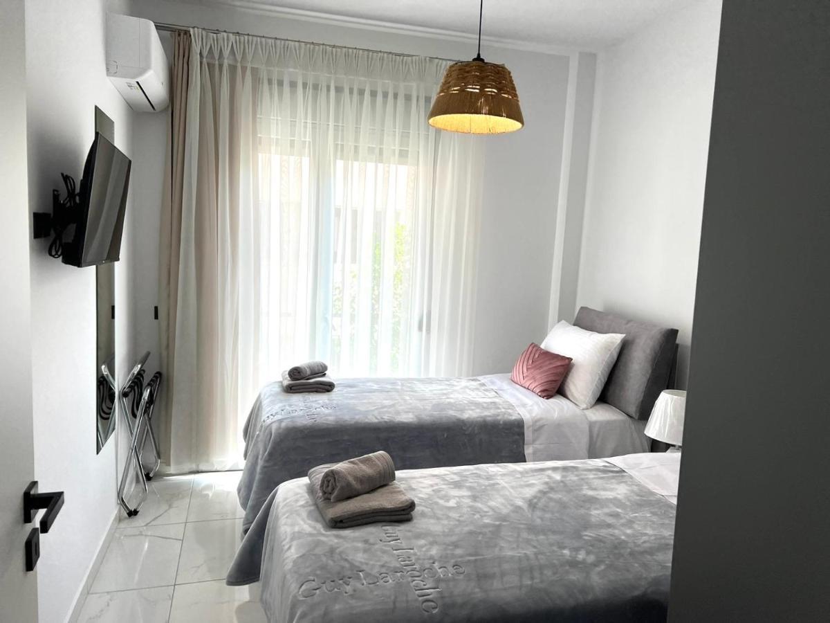 Athens White Apartments Esterno foto